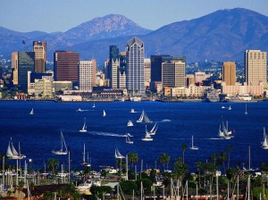 San Diegon upeat merimaisemat toivottavat amerikansuomalaiset tervetulleiksi FinnFest 2011-tapahtuman pyörteisiin.